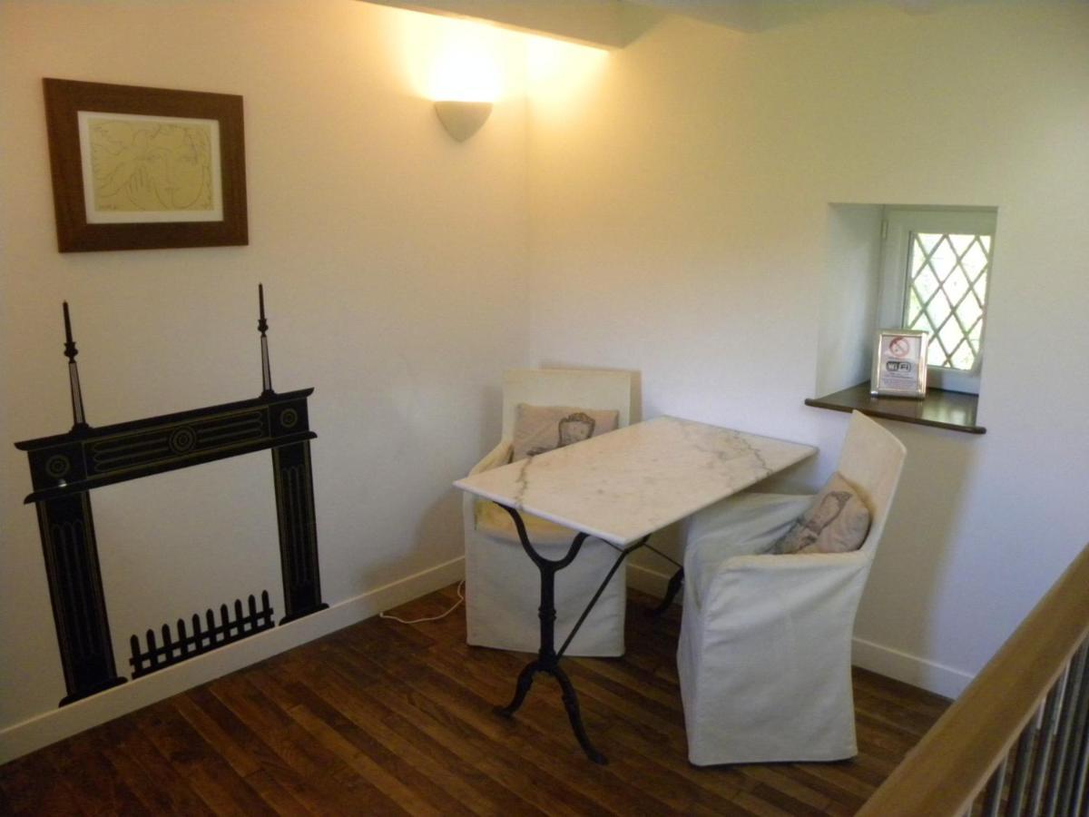 Domaine Du Gue Du Roi Bed & Breakfast Clery-Saint-Andre